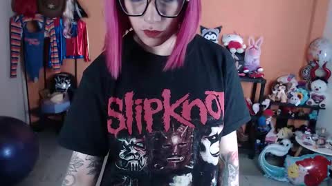 Snapshot of missmia2 chatting on 01.19.26 Miss Mia online show from 01.19.26