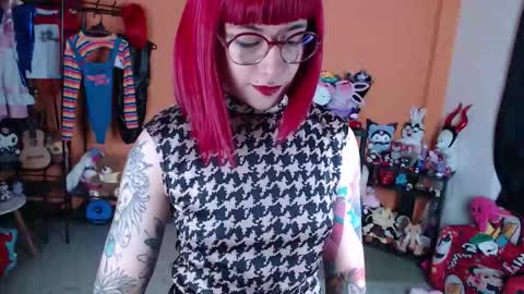 Snapshot of missmia2 chatting on 02.27.26 Miss Mia online show from 02.27.26