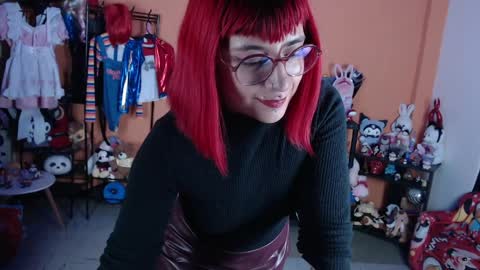 Miss Mia online show from 04.07.26