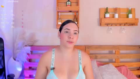 Mia  online show from 11.23.25