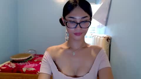 missminervaa online show from 06.20.26