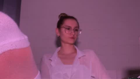 Snapshot of missmiroslava chatting on 05.07.26 missmiroslava online show from 05.07.26