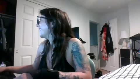 Snapshot of missmonatoyou chatting on 06.19.26 MissMona online show from 06.19.26