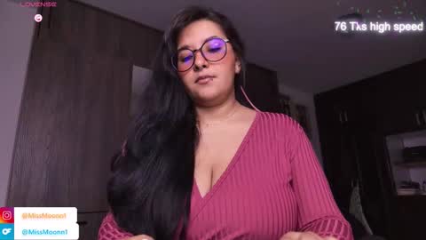 MissMoon online show from 11.18.25