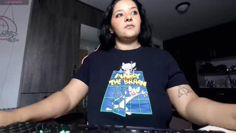 Snapshot of missmoonn chatting on 07.23.26 MissMoon online show from 07.23.26