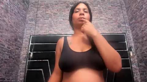 Naomy  online show from 12.01.25