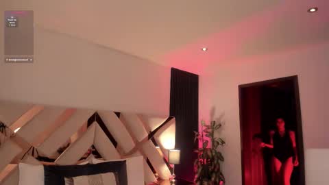 Nataly Rivas online show from 11.13.25