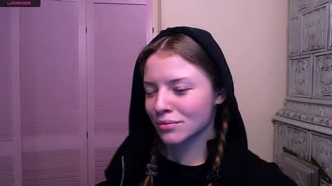 Olivia online show from 12.21.24