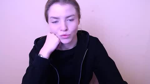 Olivia online show from 01.16.25