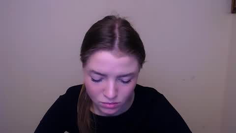 Olivia online show from 02.12.25