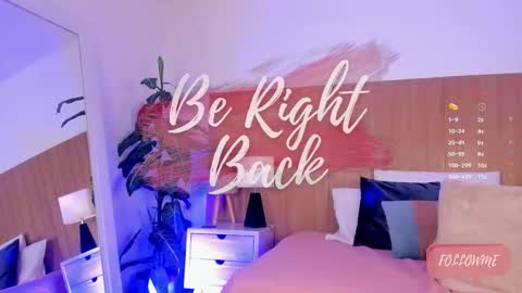 Snapshot of missprada chatting on 09.11.25 Emma Prada online show from 09.11.25