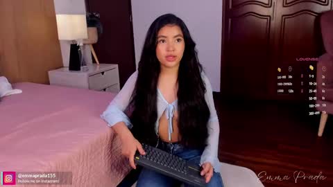 Snapshot of missprada chatting on 09.25.25 Emma Prada online show from 09.25.25