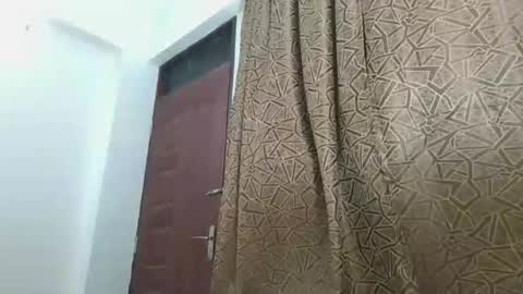 Snapshot of missprettygal chatting on 12.17.25 pretty gal online show from 12.17.25