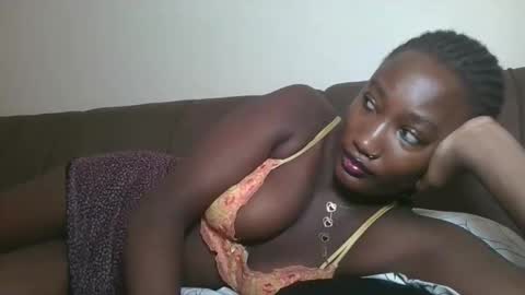 Snapshot of missprettygal chatting on 01.07.26 pretty gal online show from 01.07.26