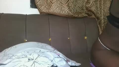 Snapshot of missprettygal chatting on 01.10.26 pretty gal online show from 01.10.26