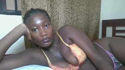 Snapshot of missprettygal chatting on 02.09.26 pretty gal online show from 02.09.26