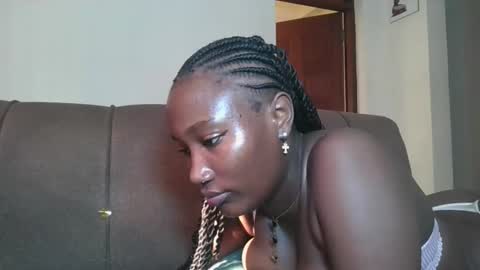 Snapshot of missprettygal chatting on 04.04.26 pretty gal online show from 04.04.26