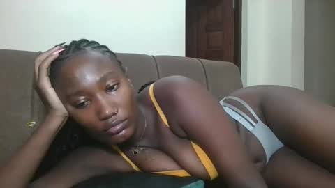 Snapshot of missprettygal chatting on 04.06.26 pretty gal online show from 04.06.26