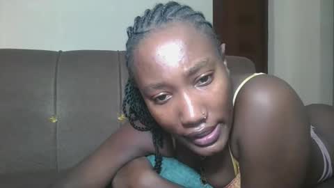 Snapshot of missprettygal chatting on 04.08.26 pretty gal online show from 04.08.26