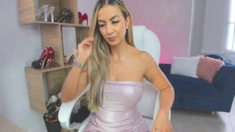 Miss Rhodes online show from 03.08.25