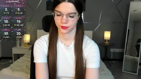 misss_evelyne online show from 02.09.26