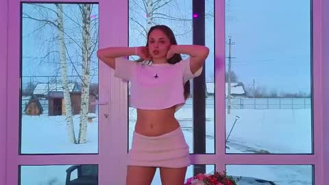 Snapshot of misss_viki chatting on 03.08.26 . online show from 03.08.26