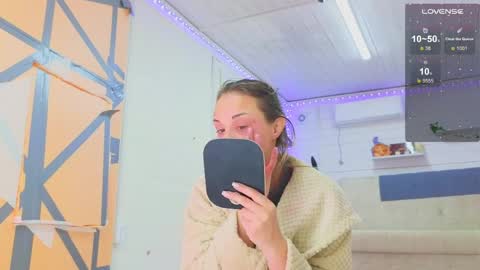 Snapshot of misss_viki chatting on 03.28.26 . online show from 03.28.26