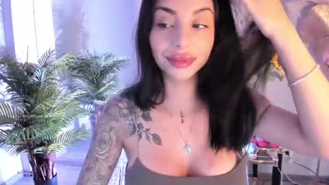 Snapshot of misssiennaa chatting on 06.21.26 Sienna online show from 06.21.26