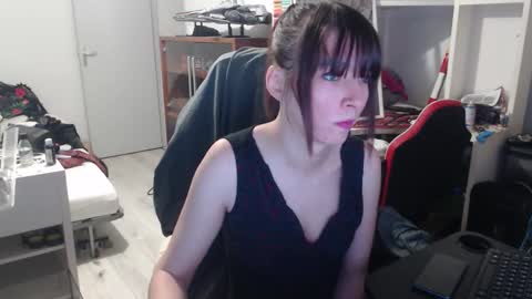 Snapshot of missthon chatting on 02.22.26 missthon online show from 02.22.26