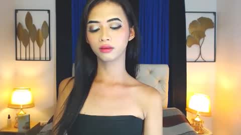 Snapshot of misstressallisonts chatting on 02.19.25 Allisondont forget follow me online show from 02.19.25