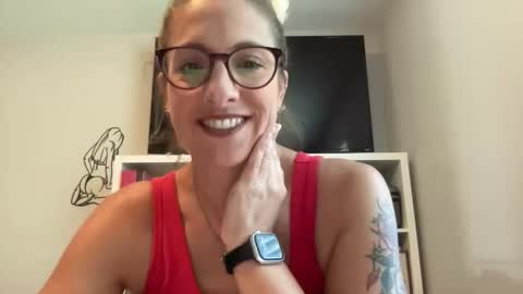Snapshot of missveronicajaymes chatting on 05.22.26 Miss Veronica Jaymes online show from 05.22.26