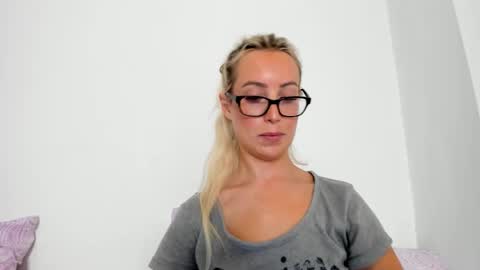 Snapshot of missy_matrix chatting on 05.29.26 Missy matrix online show from 05.29.26