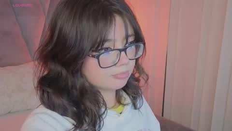 Snapshot of missy_taylor_ chatting on 10.17.25 Missy online show from 10.17.25