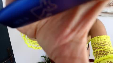 missyscarlet online show from 02.20.26