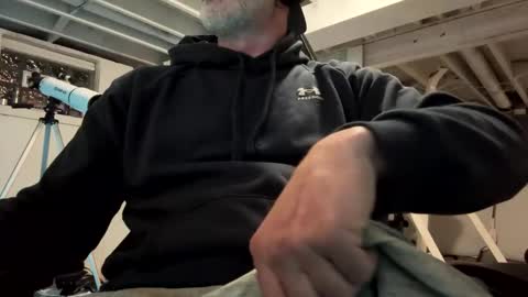 AJ online show from 12.11.24