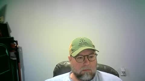 Snapshot of mister_happy567 chatting on 09.22.25 Mr. Happy online show from 09.22.25