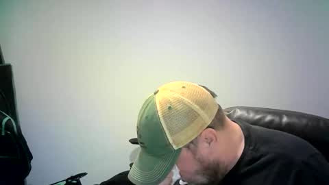 Snapshot of mister_happy567 chatting on 10.28.25 Mr. Happy online show from 10.28.25