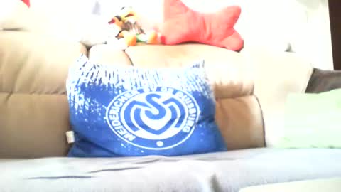 Snapshot of mister_livebiman chatting on 10.25.25 Mister livebiman online show from 10.25.25