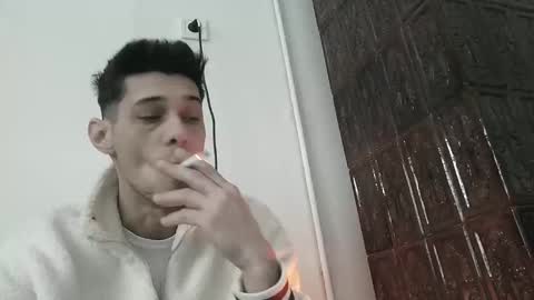 Snapshot of misteriosoxragazzo chatting on 01.11.26 MisteriosoXragazzoX online show from 01.11.26