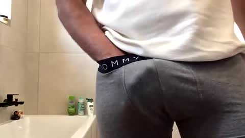 misterxy567 online show from 05.22.26