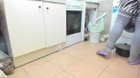 Snapshot of mistress_adel chatting on 02.14.26 mistress_adel online show from 02.14.26