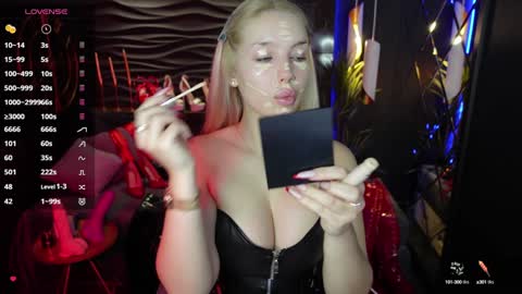 Darsy online show from 12.04.24