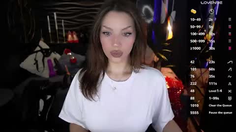 Snapshot of mistress_darsy chatting on 06.23.26 Darsy online show from 06.23.26