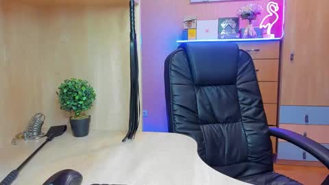 Mistress Kristi online show from 02.26.25