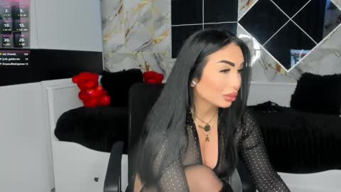 Snapshot of mistress_meryem chatting on 02.21.25 mistress_meryem online show from 02.21.25
