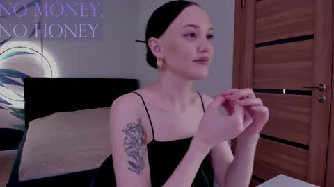 Mistress Mia online show from 11.09.25