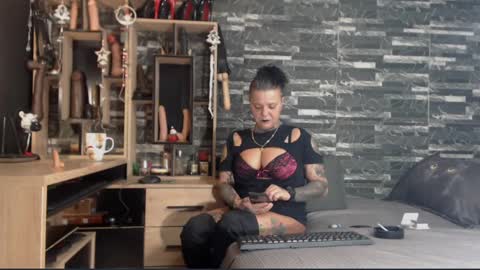 Mistress Mirybossy online show from 12.17.24
