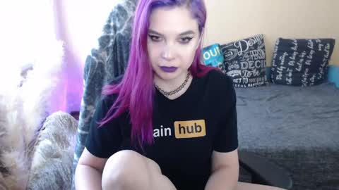 Snapshot of mistressbailey_x chatting on 04.26.26 Miss Bailey online show from 04.26.26