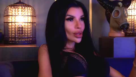 Snapshot of mistresselenia chatting on 06.20.26 Elenia online show from 06.20.26
