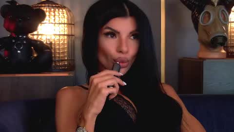 Snapshot of mistresselenia chatting on 07.22.26 Elenia online show from 07.22.26